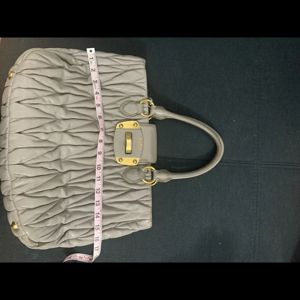 miu miu tote purse - Picture 4 of 16